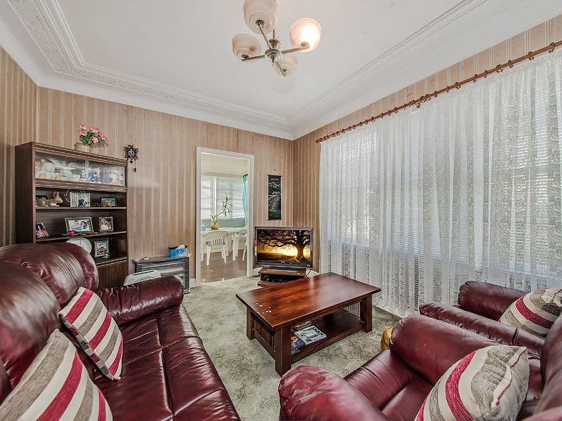 25 Percival Terrace, HOLLAND PARK QLD 4121, Holland Park - Thumbnail 3