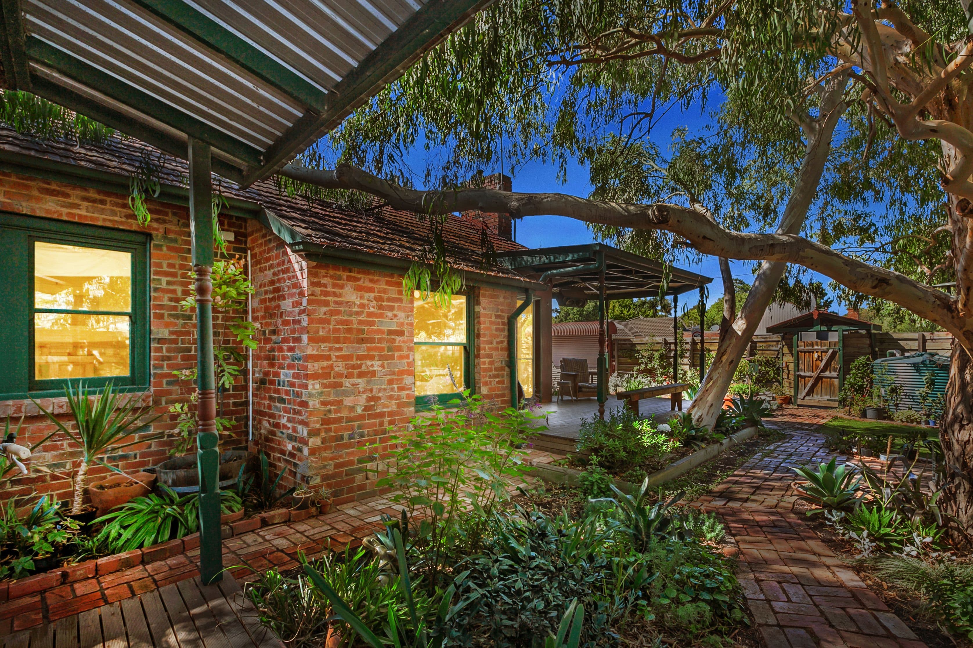 232 Oriel Road, Heidelberg West VIC 3081, Heidelberg West - Thumbnail 2