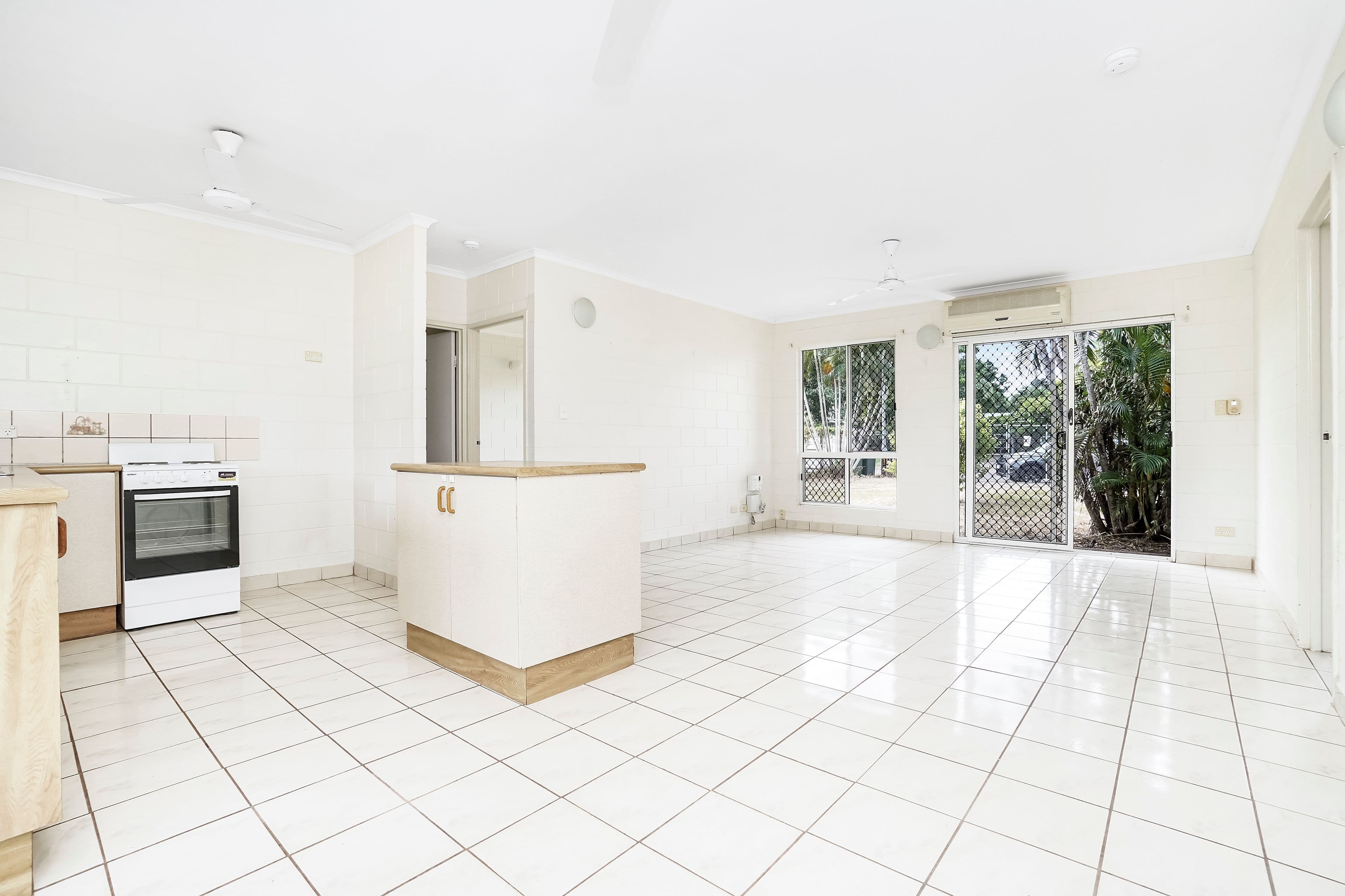 11 Wiesener Court, Woodroffe NT 0830, Woodroffe - Thumbnail 3