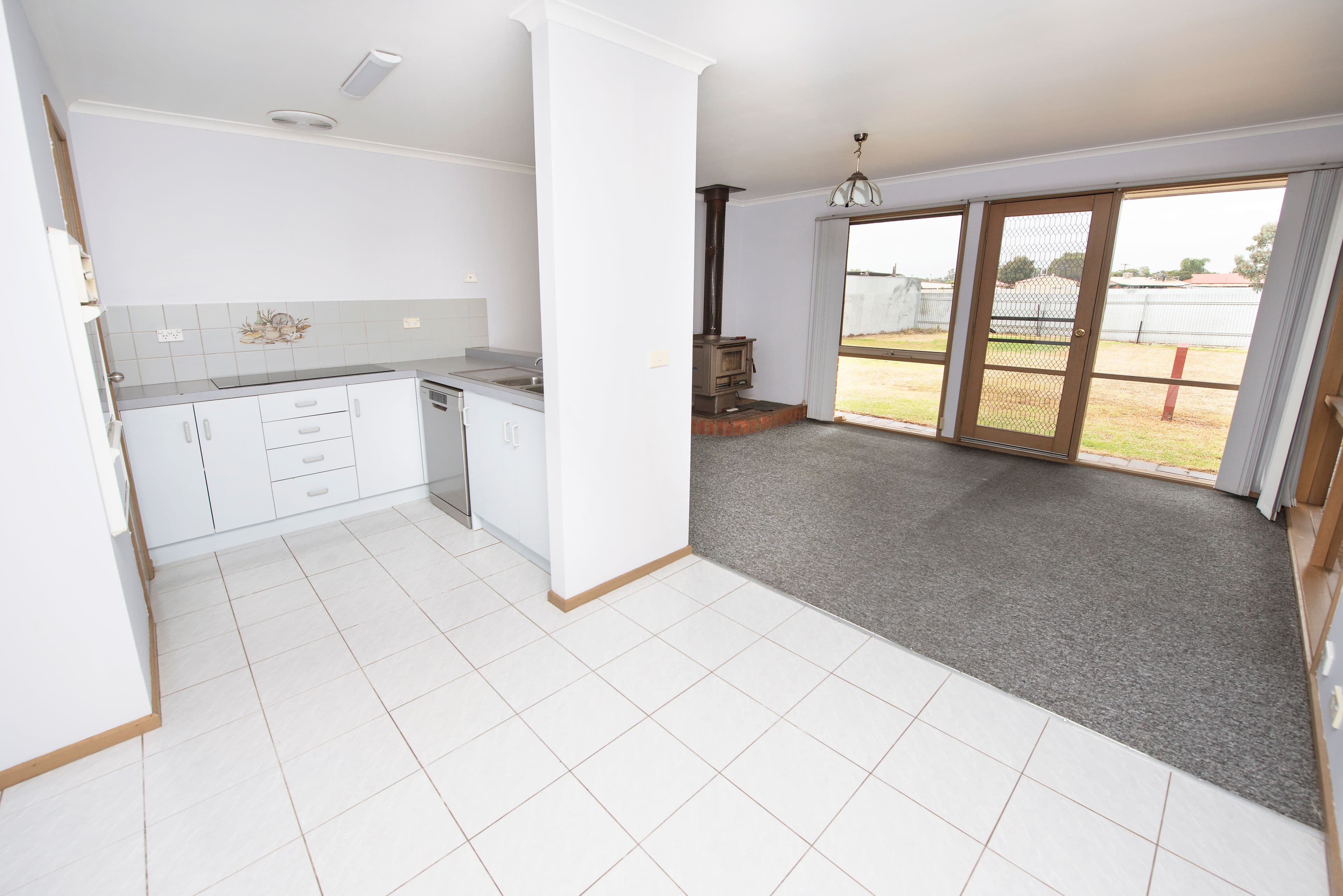 8 McPherson Street, Swan Hill VIC 3585, Swan Hill - Thumbnail 3