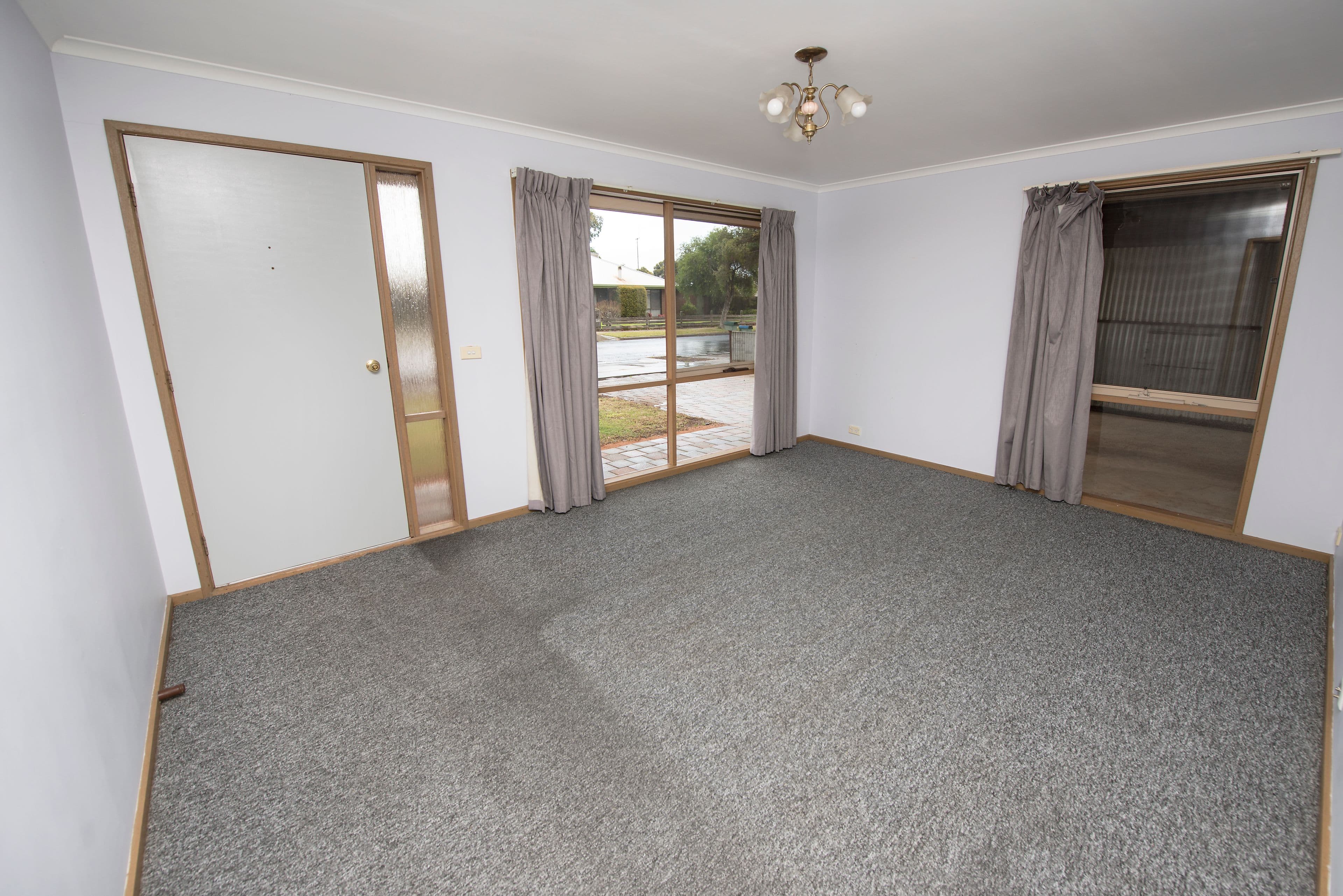8 McPherson Street, Swan Hill VIC 3585, Swan Hill - Thumbnail 8