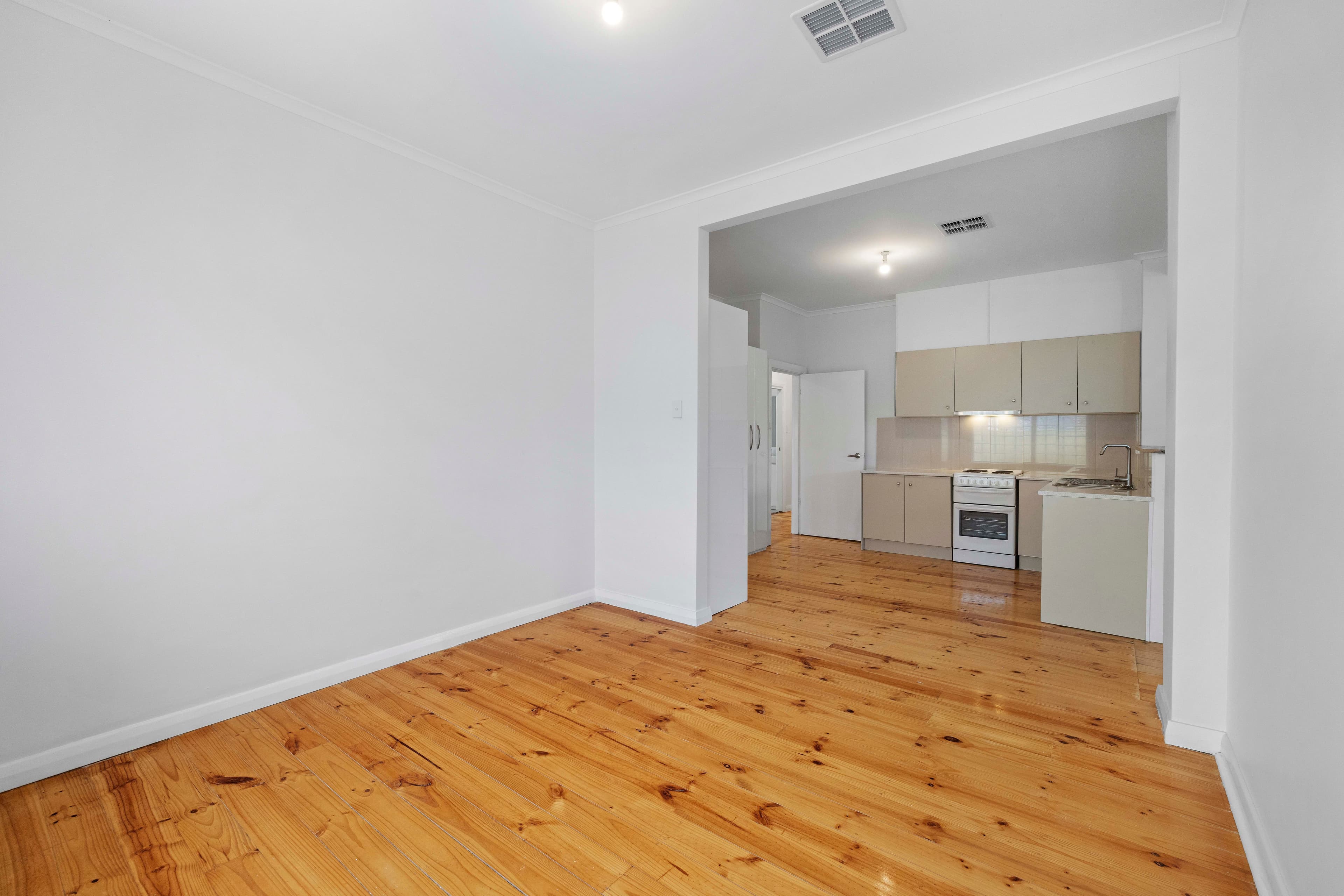 43 Markham Avenue, Enfield SA 5085, Enfield - Thumbnail 6