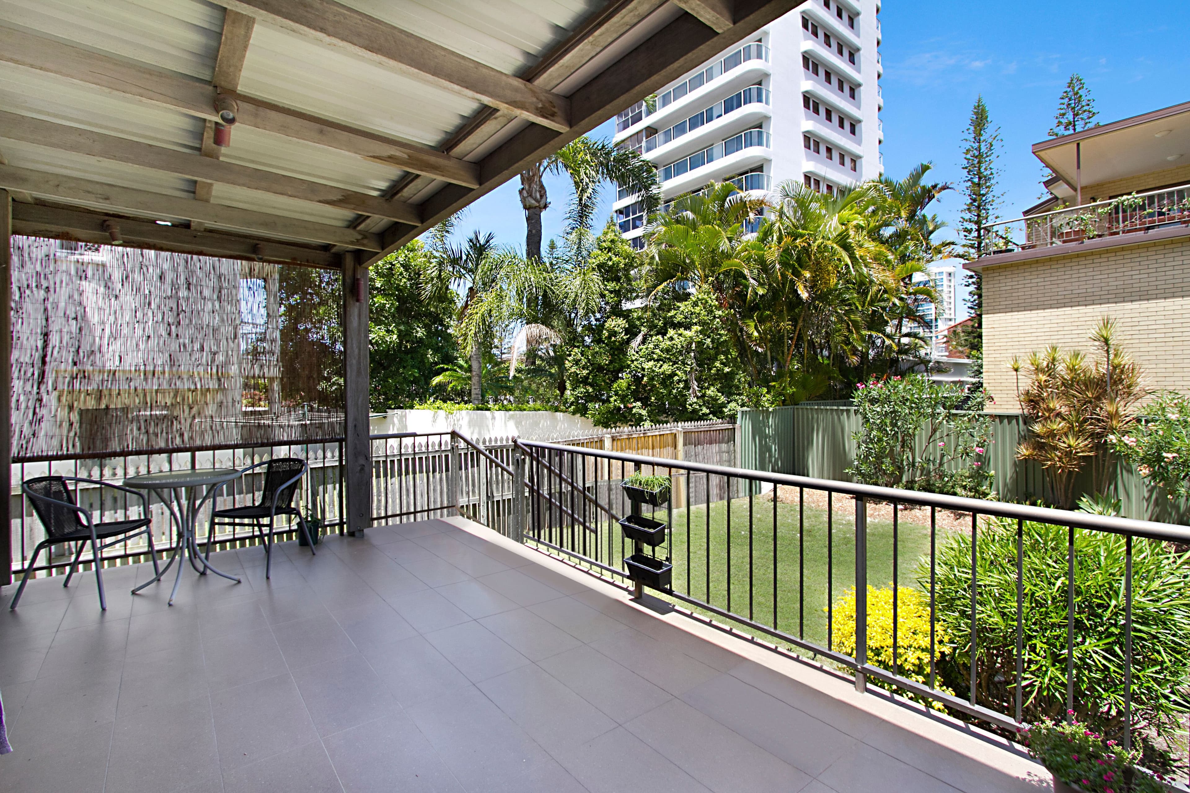 1 'Parkdale Apartments' 12 Chelsea Avenue, BROADBEACH QLD 4218, Broadbeach - Thumbnail 3