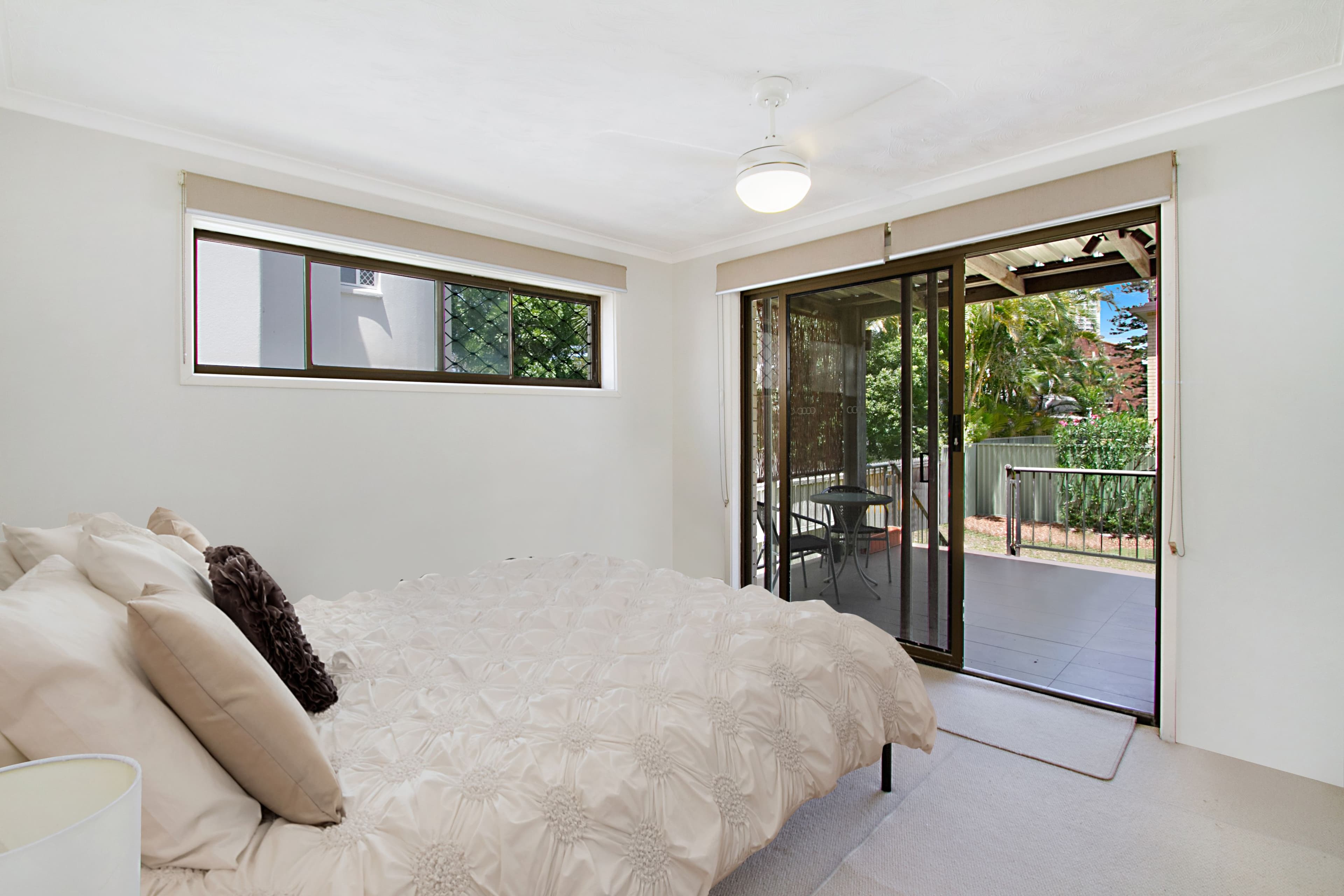 1 'Parkdale Apartments' 12 Chelsea Avenue, BROADBEACH QLD 4218, Broadbeach - Thumbnail 5