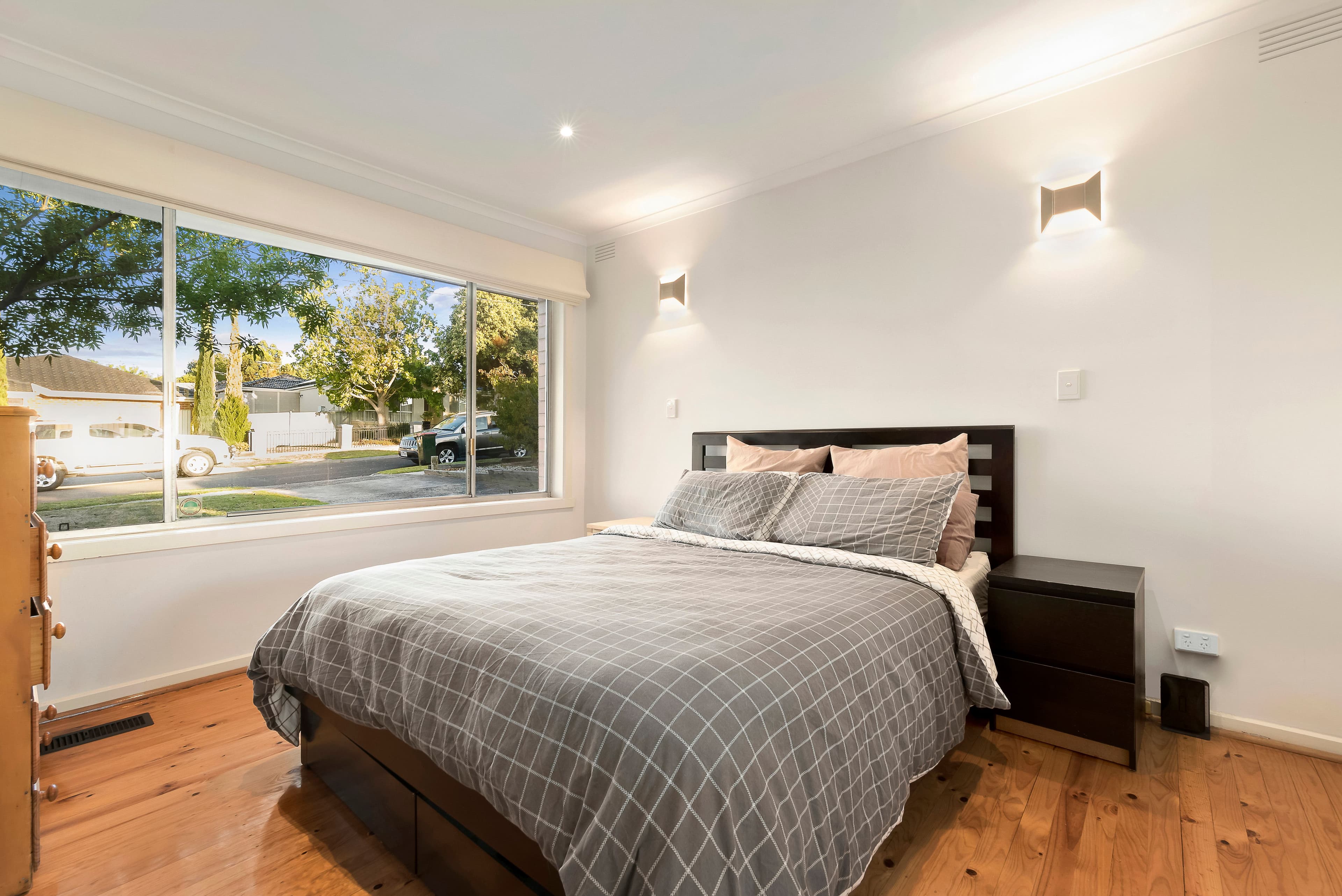 1 Adrienne Crescent, Mount Waverley VIC 3149, Mount Waverley - Thumbnail 5