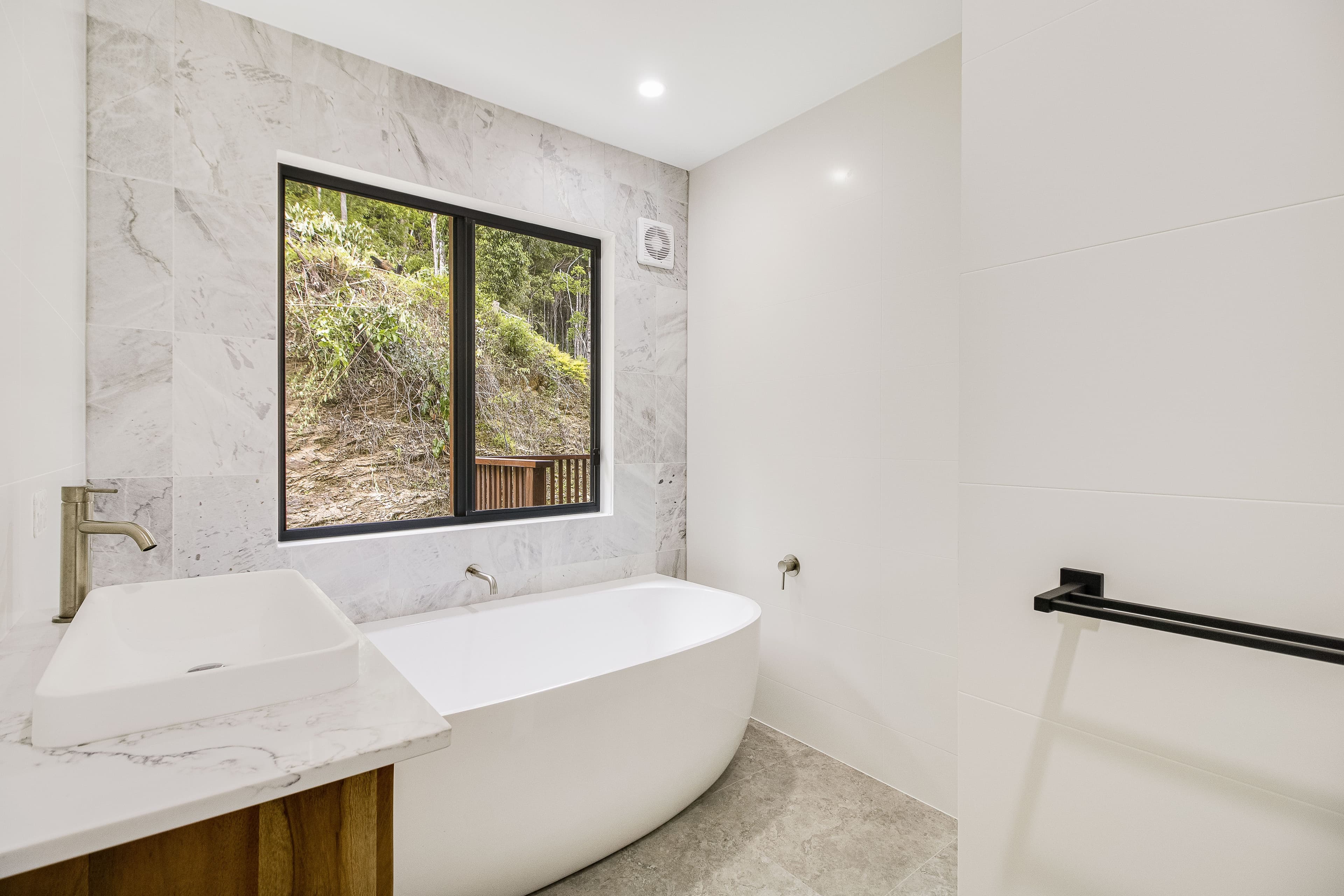 105 Braeside Drive, Uki NSW 2484, Uki - Thumbnail 6