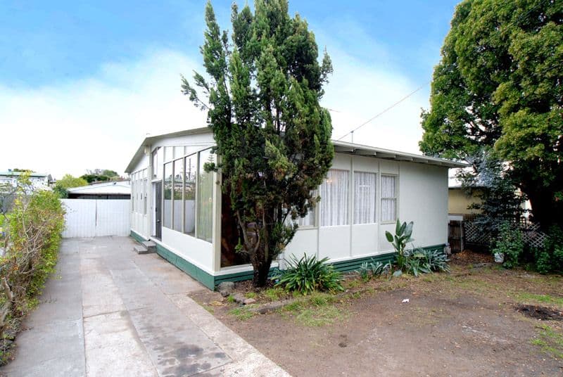 15 Nigra Street, DOVETON VIC 3177, Doveton - Thumbnail 8