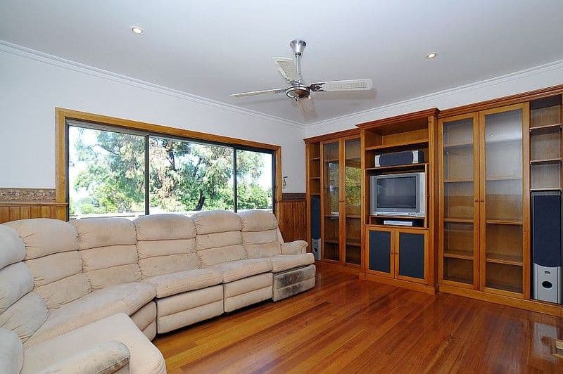 15 Lydford Road, FERNTREE GULLY VIC 3156, Ferntree Gully - Thumbnail 4