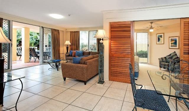 39 'La Grande', 122 Old Burleigh Road, BROADBEACH QLD 4218, Broadbeach - Thumbnail 3