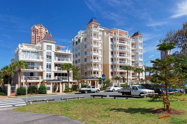 39 'La Grande', 122 Old Burleigh Road, BROADBEACH QLD 4218, Broadbeach - Thumbnail 4
