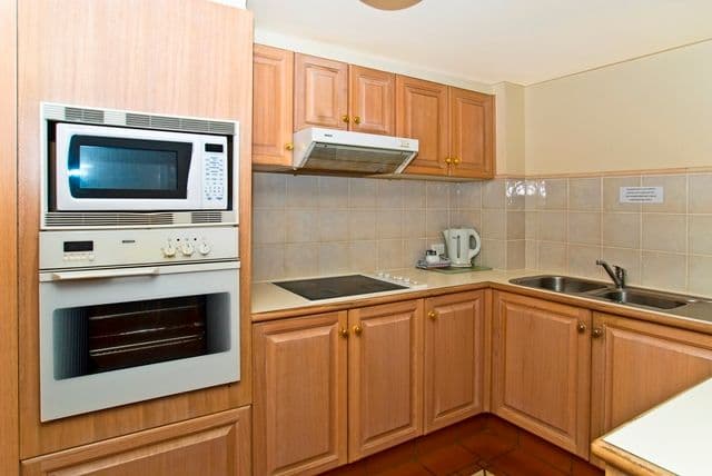 39 'La Grande', 122 Old Burleigh Road, BROADBEACH QLD 4218, Broadbeach - Thumbnail 5