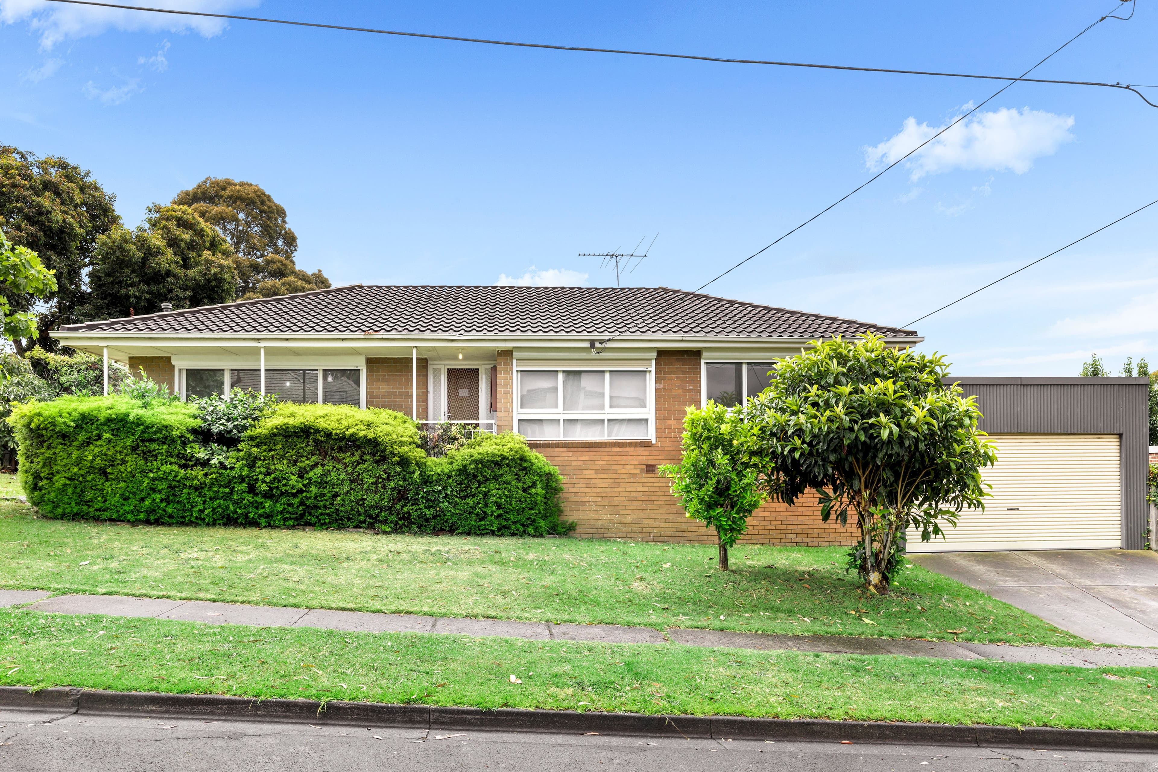 2 Bronwyn Court, Blackburn South VIC 3130, Blackburn South - Image 1