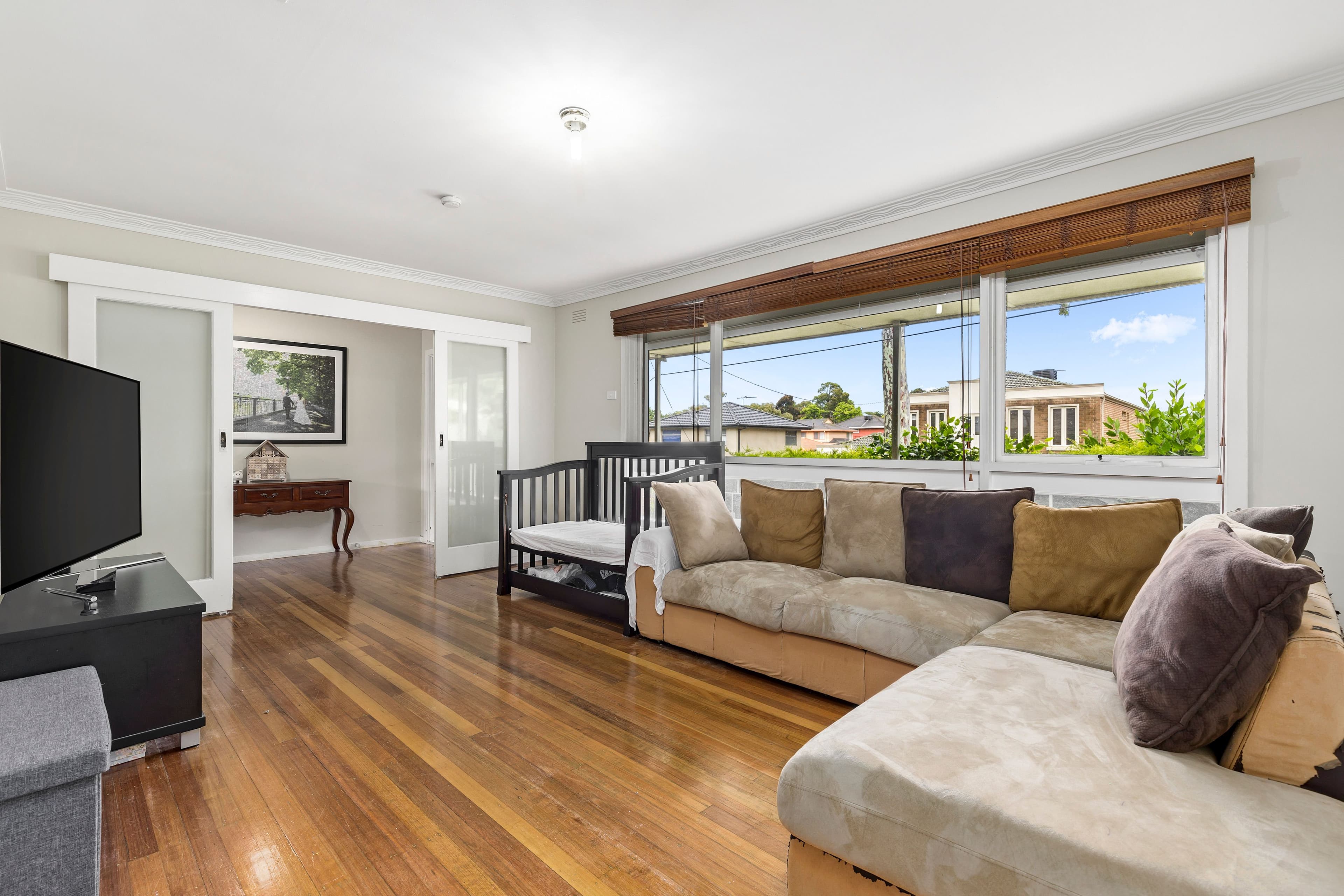 2 Bronwyn Court, Blackburn South VIC 3130, Blackburn South - Thumbnail 2