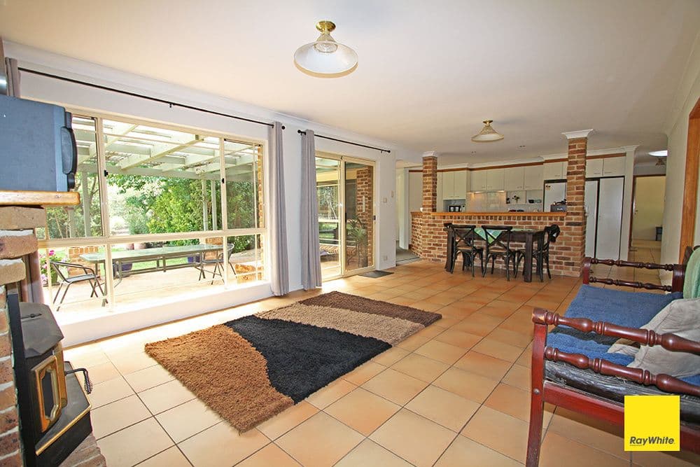 22 Elmslea Drive, Bungendore NSW 2621, Bungendore - Thumbnail 2