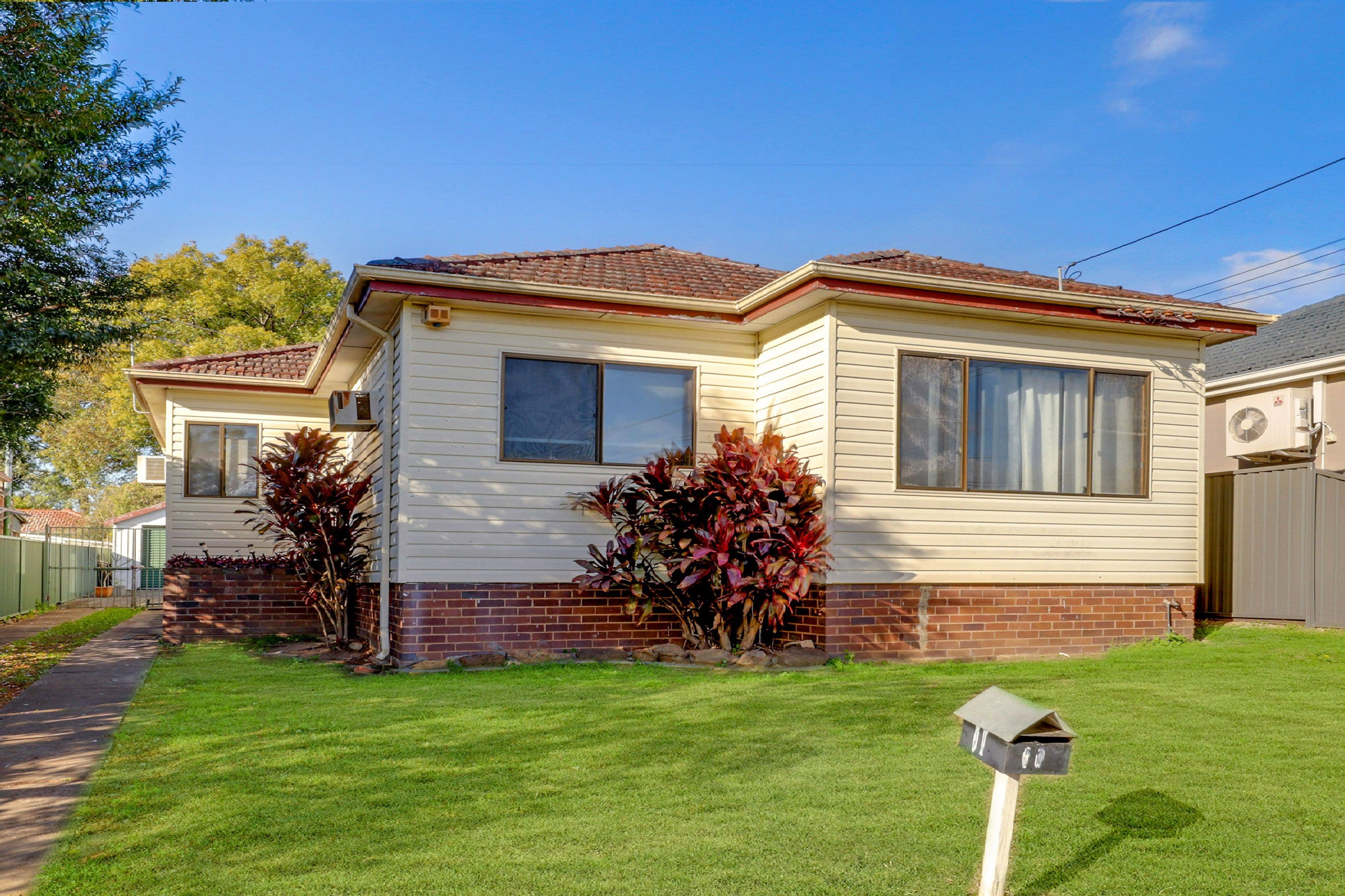 11 Bonds Road, Riverwood NSW 2210, Riverwood - Image 1