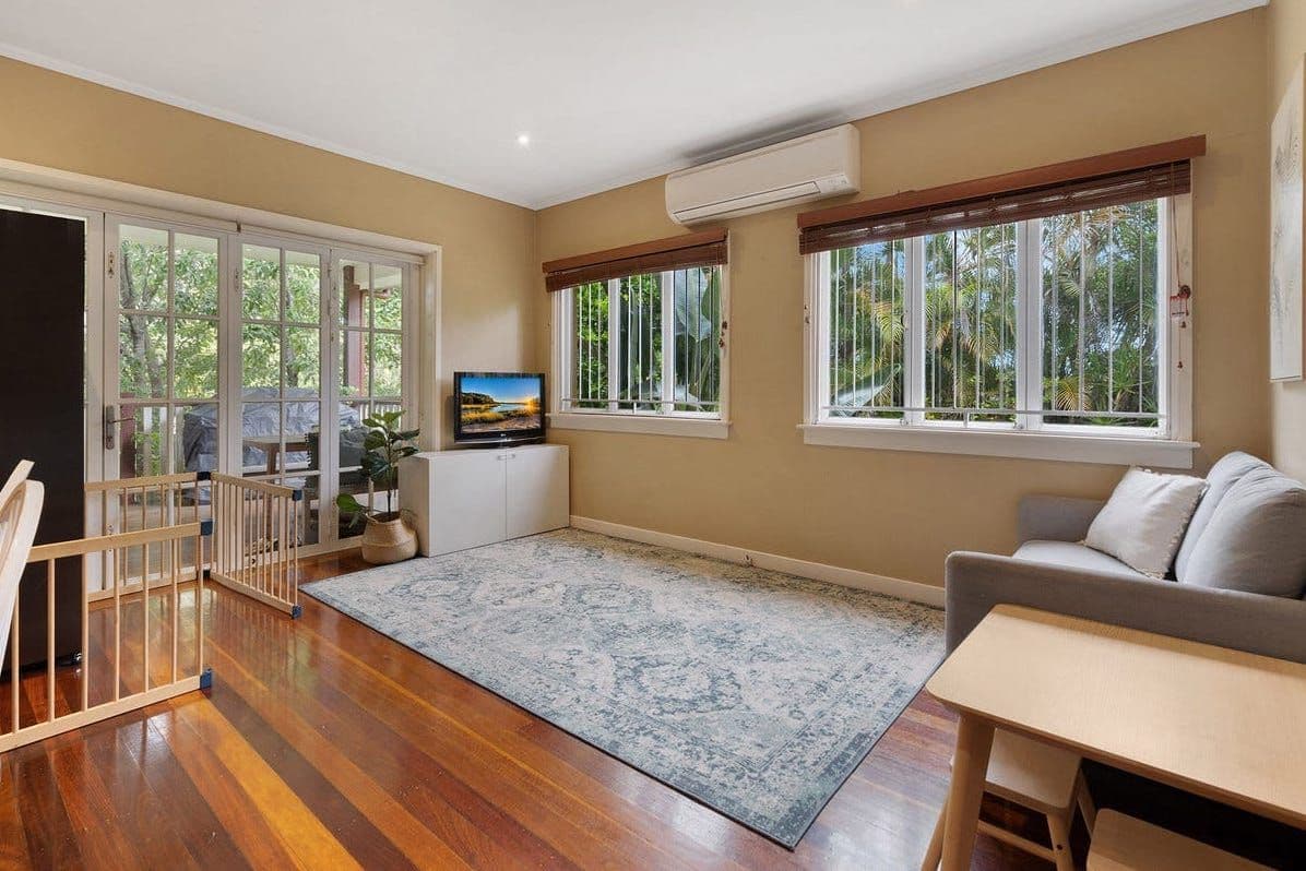 16 Lynmouth Street, Upper Mount Gravatt QLD 4122, Upper Mount Gravatt - Thumbnail 3