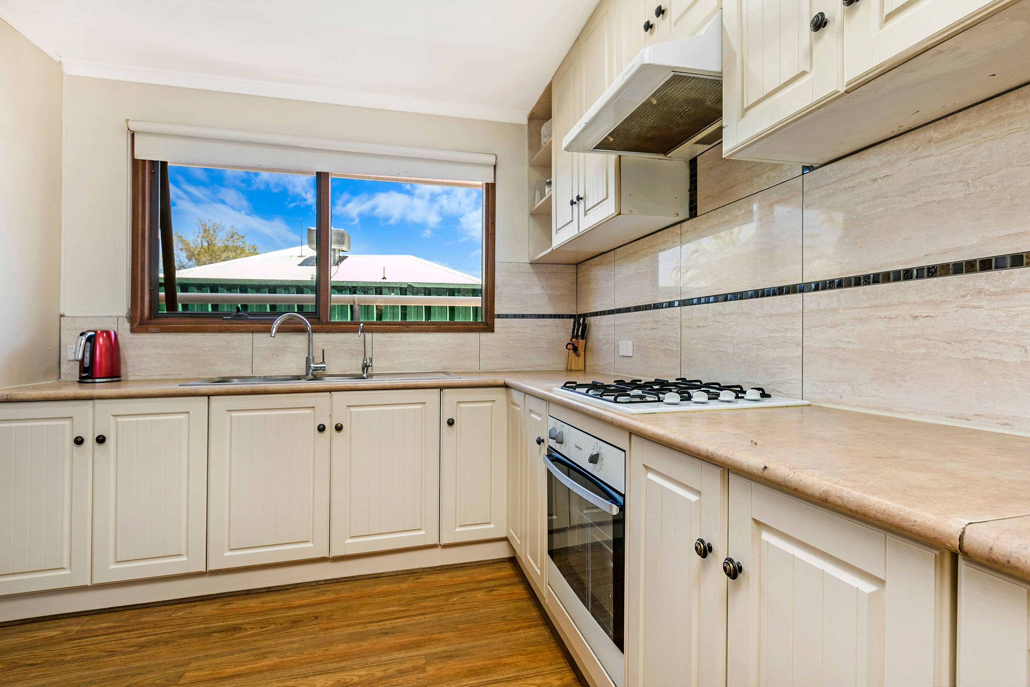 1 Laurel Crescent, Parafield Gardens SA 5107, Parafield Gardens - Thumbnail 8