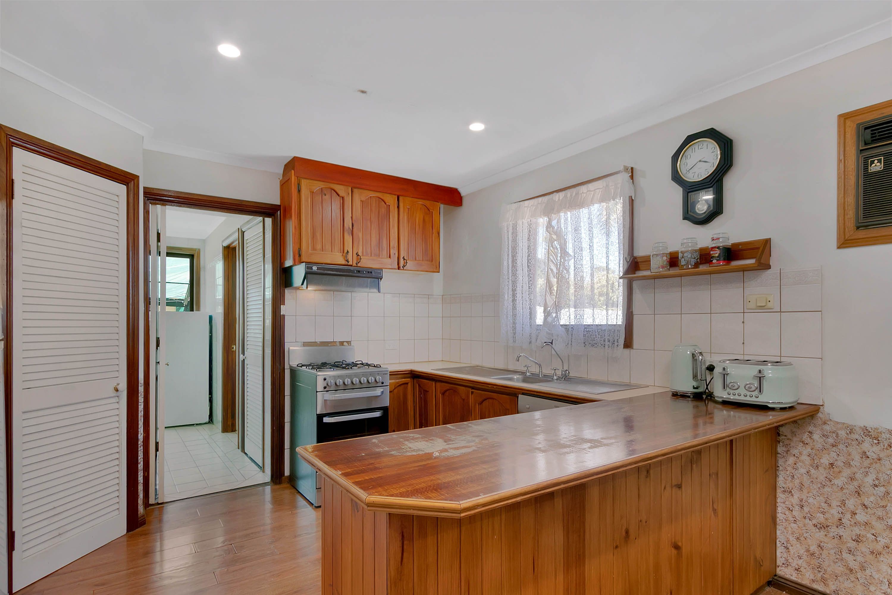 4 Broster Crescent, Davoren Park SA 5113, Davoren Park - Thumbnail 4
