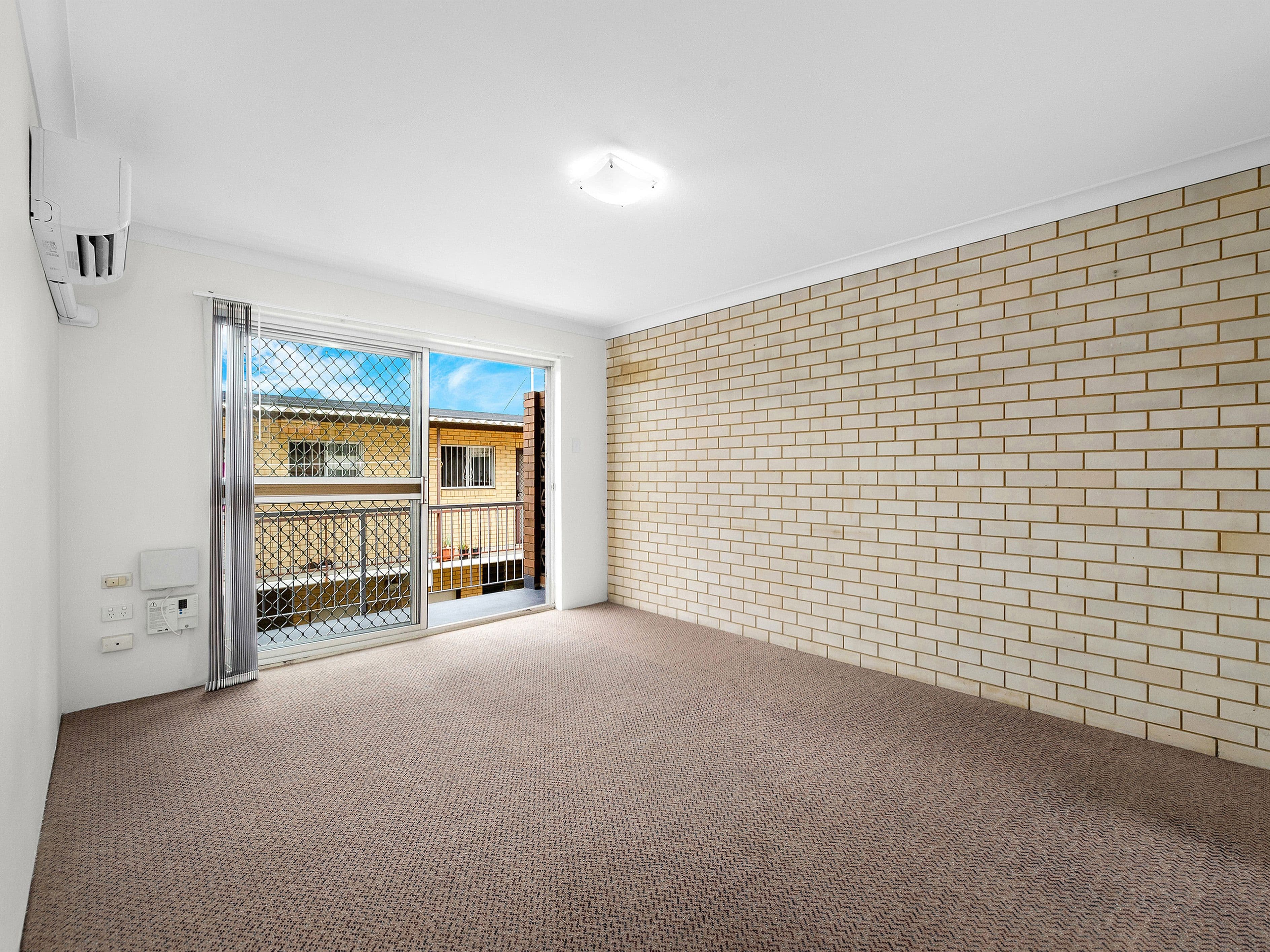 102 Vernon Street, Nundah QLD 4012, Nundah - Thumbnail 2