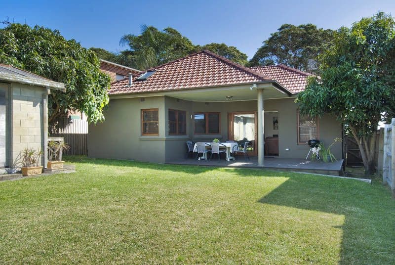 22 Surfers Parade, FRESHWATER NSW 2096, Freshwater - Thumbnail 4