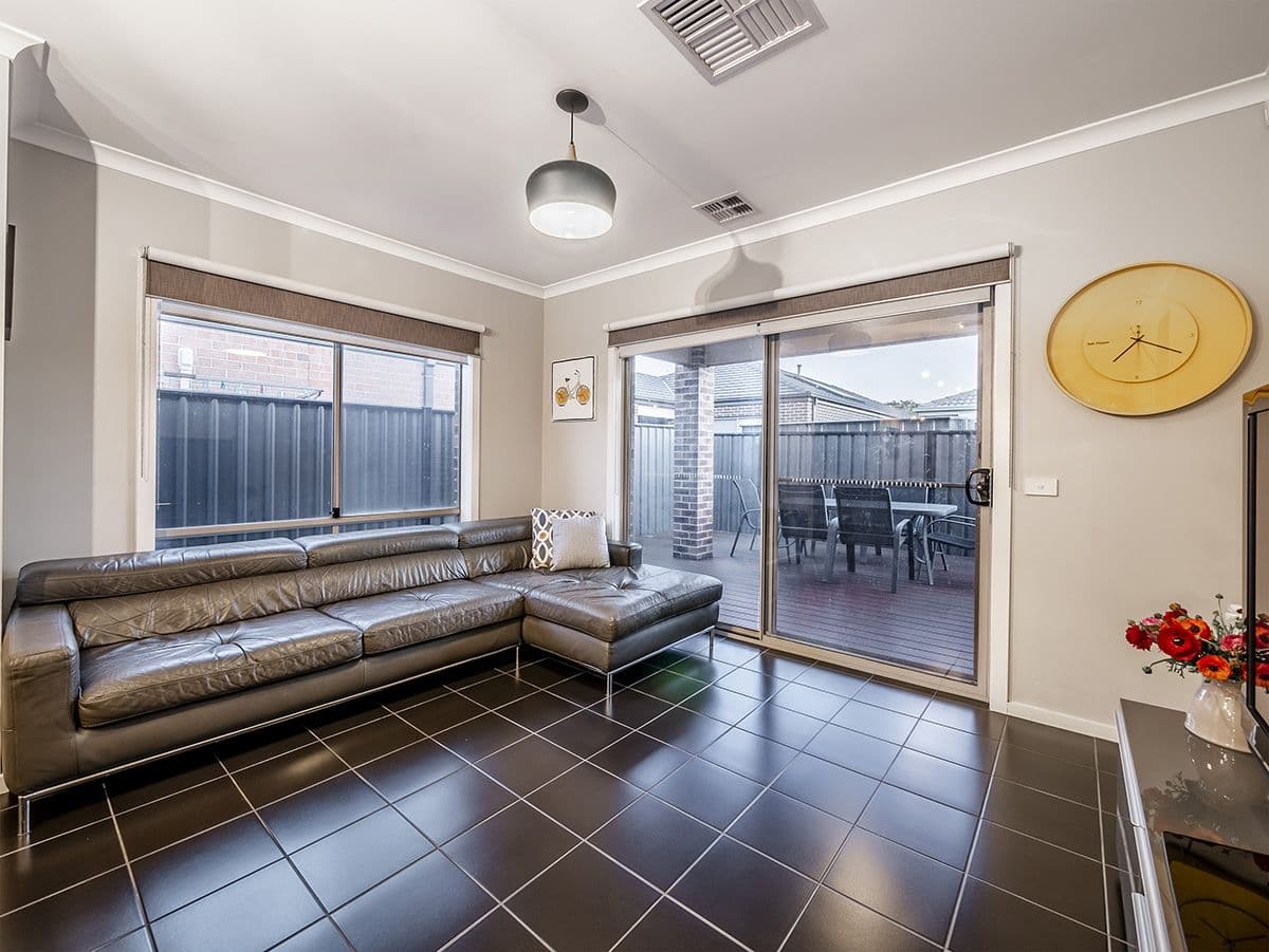 26 Fleuve Rise, Clyde North VIC 3978, Clyde North - Thumbnail 7