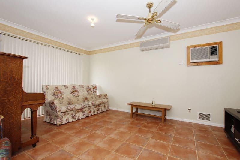 55 Rusthall Way, HUNTINGDALE WA 6110, Huntingdale - Thumbnail 6