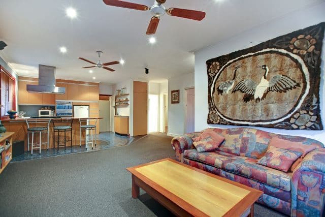 48 Kia-Ora Road, Reservoir VIC 3073, Reservoir - Thumbnail 3