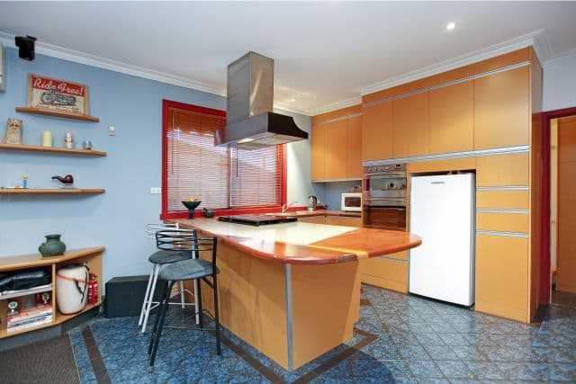 48 Kia-Ora Road, Reservoir VIC 3073, Reservoir - Thumbnail 4
