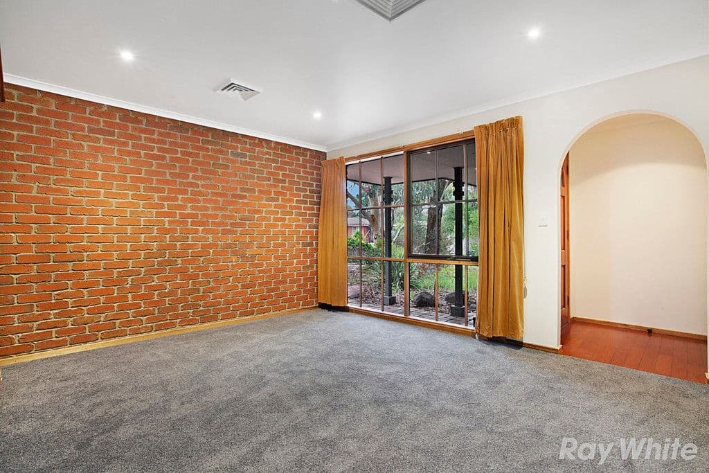 10 Trevena Close, Rowville VIC 3178, Rowville - Thumbnail 2