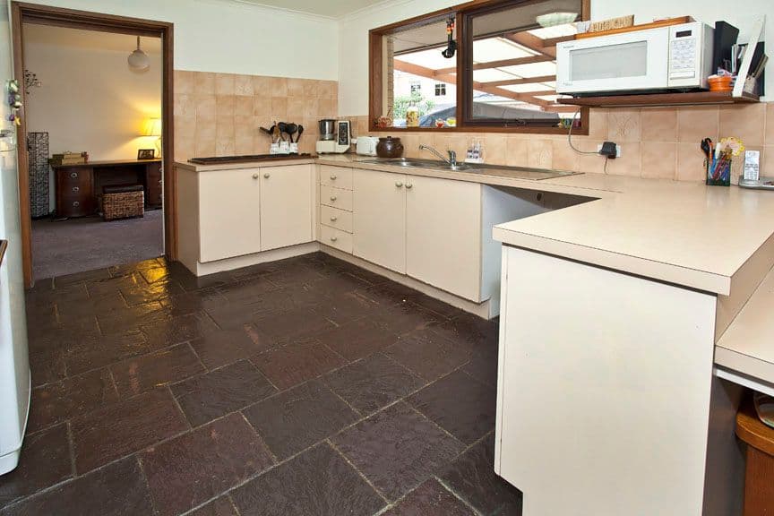 5A Milbrey Close, WANTIRNA SOUTH VIC 3152, Wantirna South - Thumbnail 5