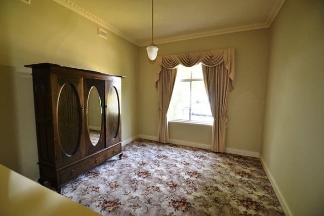 18 Butler Street, SEYMOUR VIC 3660, Seymour - Thumbnail 8