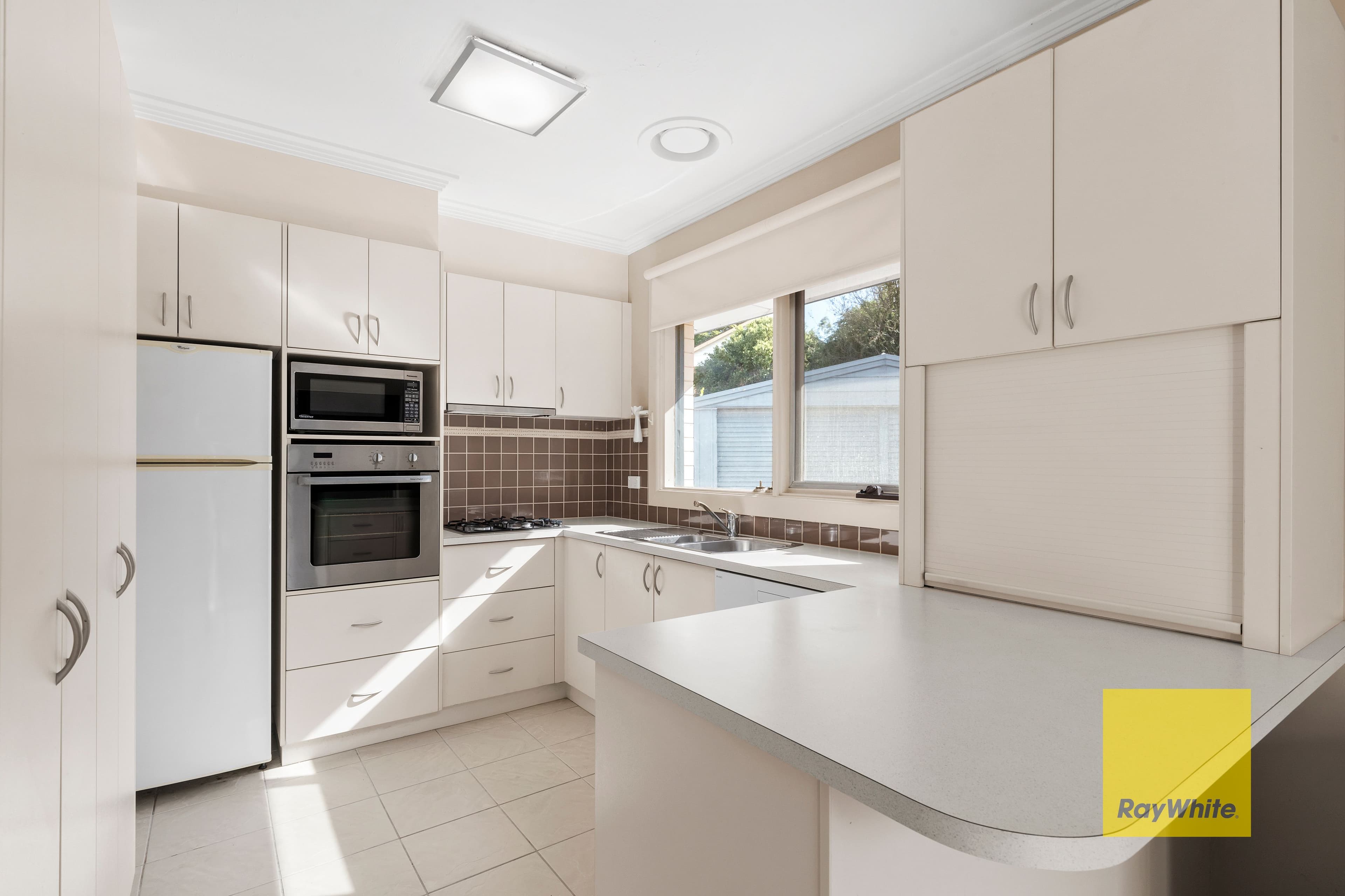 26 Ballater Avenue, Newtown VIC 3220, Newtown - Thumbnail 3