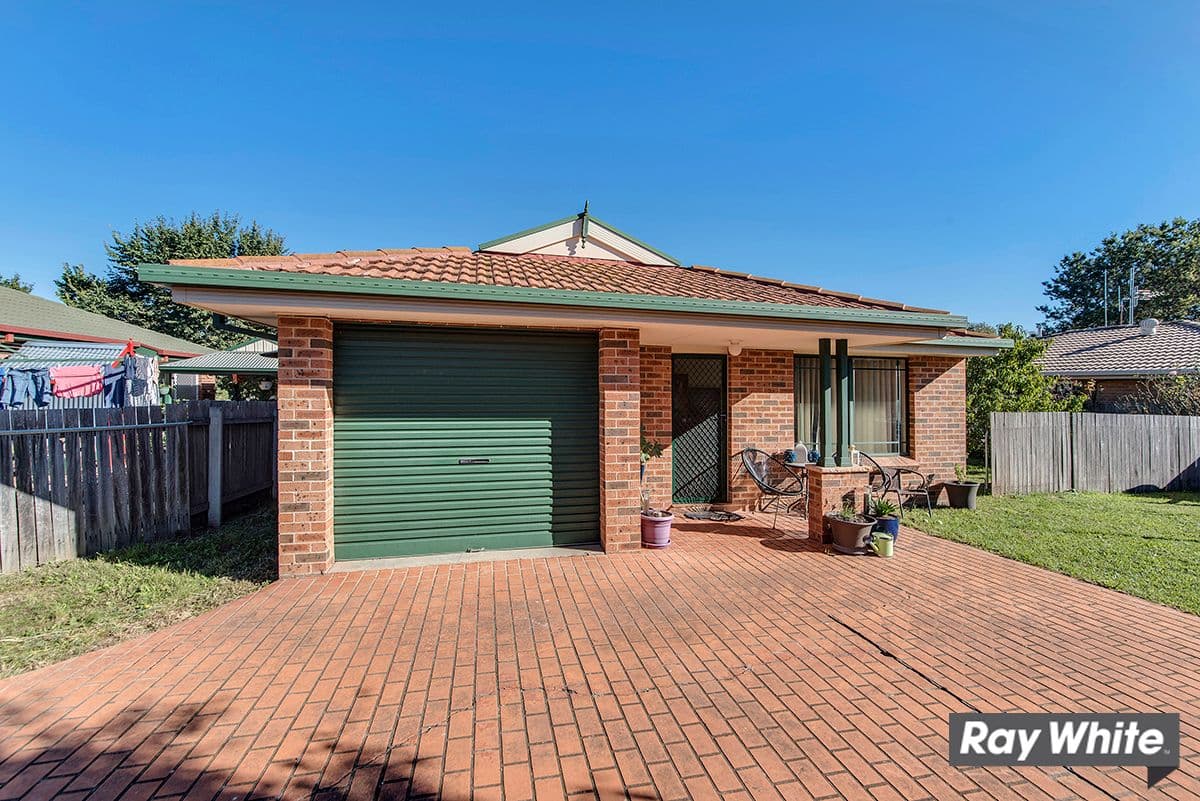 14 Allen Place, Holt ACT 2615, Holt - Image 1