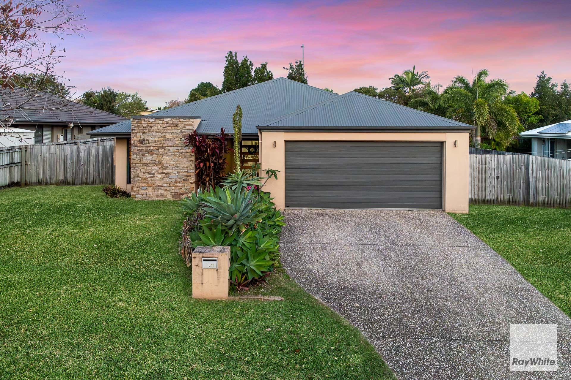 11 Lois Place, Redland Bay QLD 4165, Redland Bay - Thumbnail 8