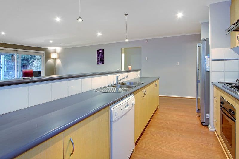 7  Jenner Close, MORNINGTON VIC 3931, Mornington - Thumbnail 5