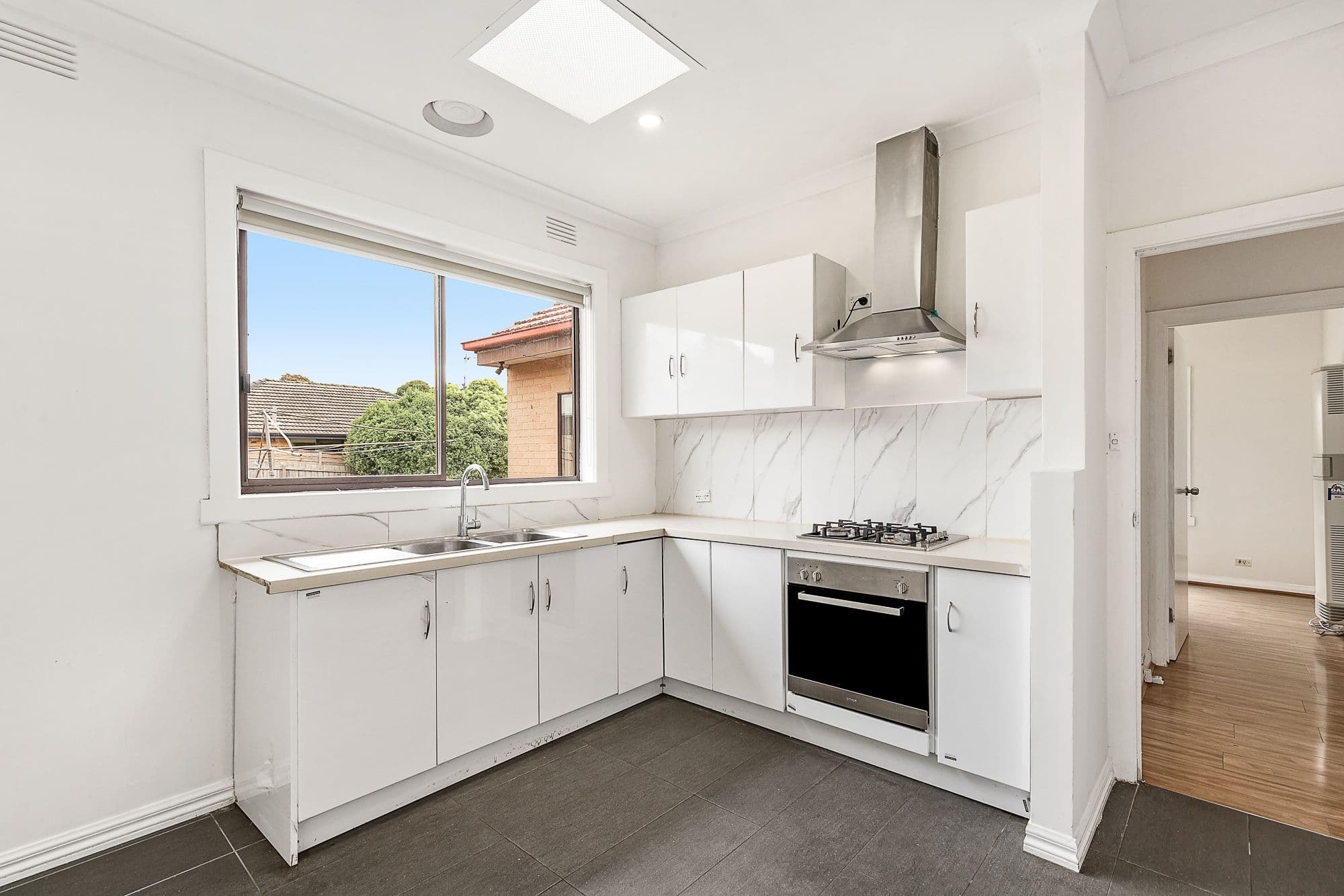27 Cornfield Grove, Box Hill South VIC 3128, Box Hill South - Thumbnail 5