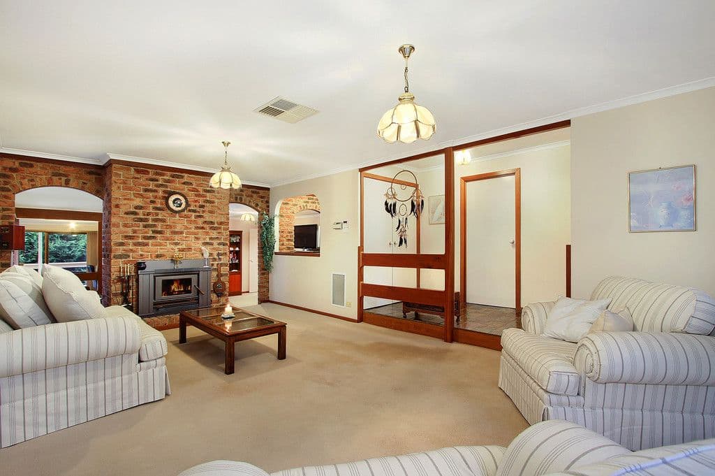 9 ROSEMARY Avenue, CROYDON HILLS VIC 3136, Croydon Hills - Thumbnail 5