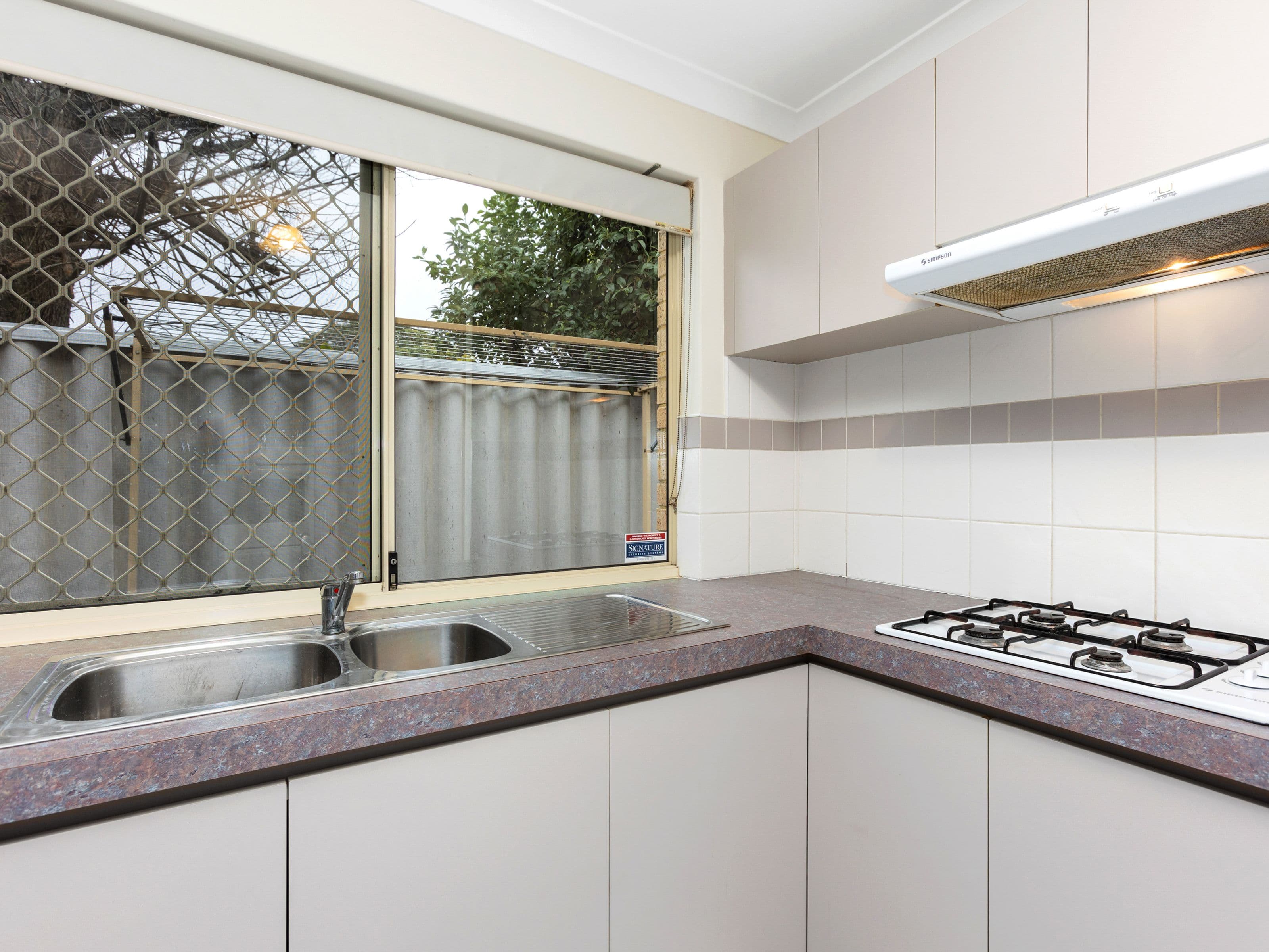 80 Centre Street, Queens Park WA 6107, Queens Park - Thumbnail 8