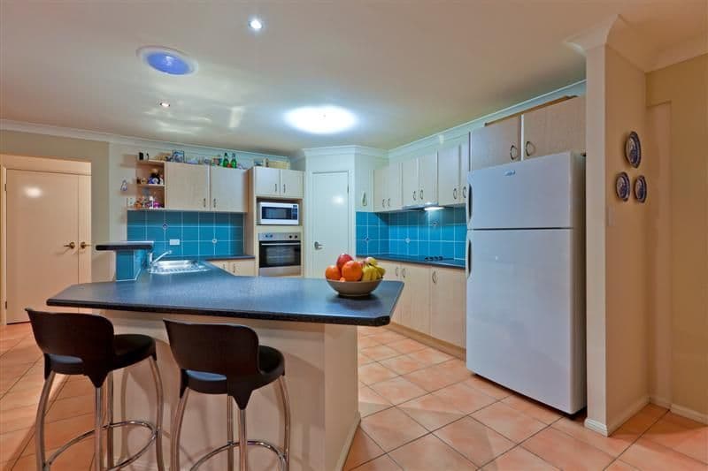 9 Wagan Place, WELLINGTON POINT QLD 4160, Wellington Point - Thumbnail 2