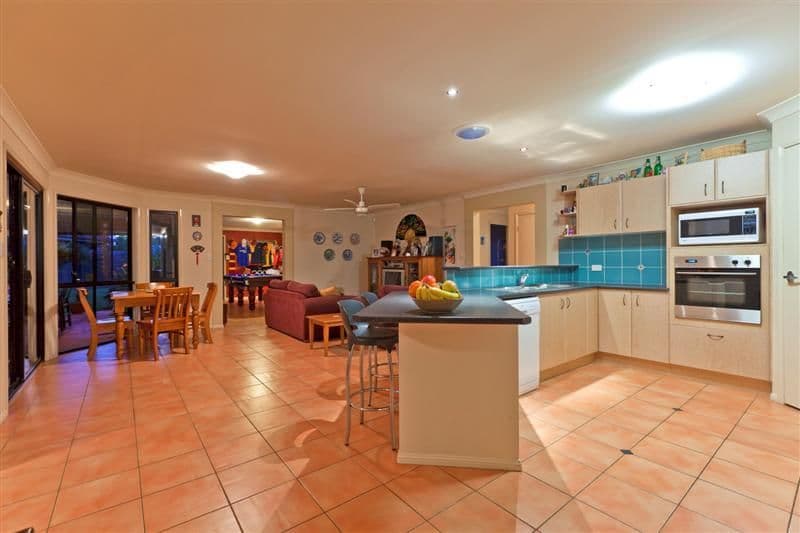 9 Wagan Place, WELLINGTON POINT QLD 4160, Wellington Point - Thumbnail 3