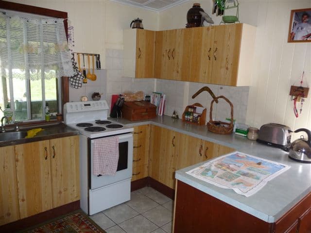 14 Colvin Street, DRAYTON QLD 4350, Drayton - Thumbnail 2