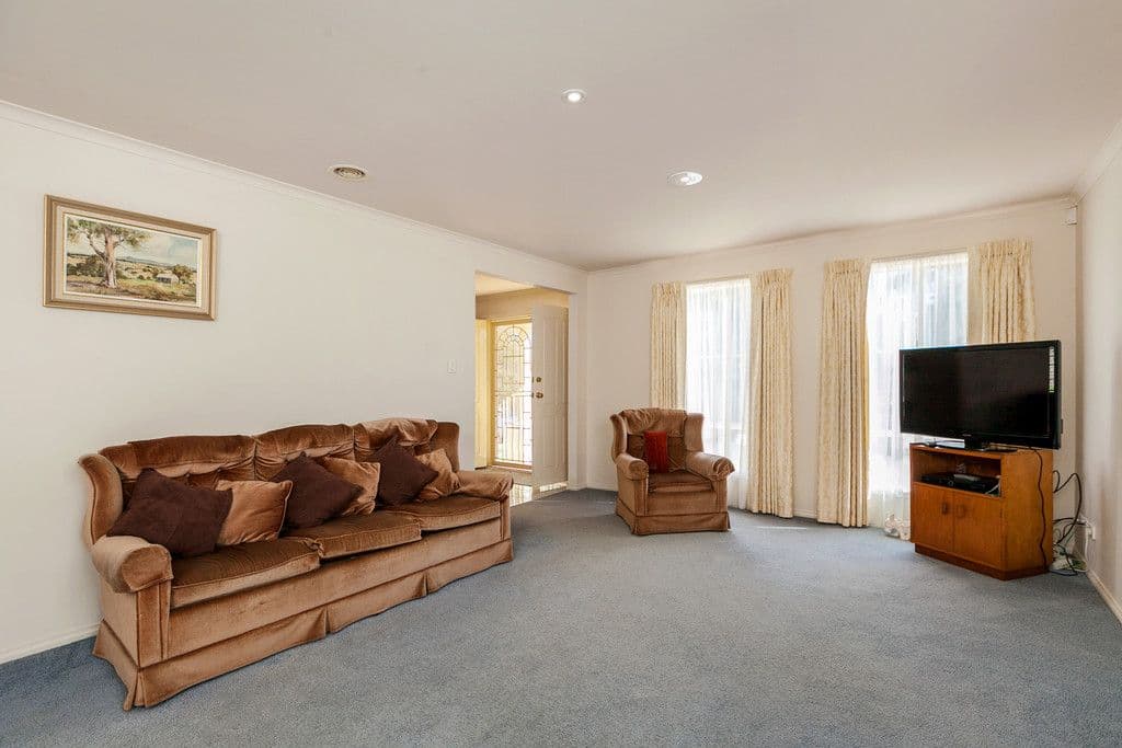 2 Gresswell Park Drive, WATSONIA VIC 3087, Watsonia - Thumbnail 4