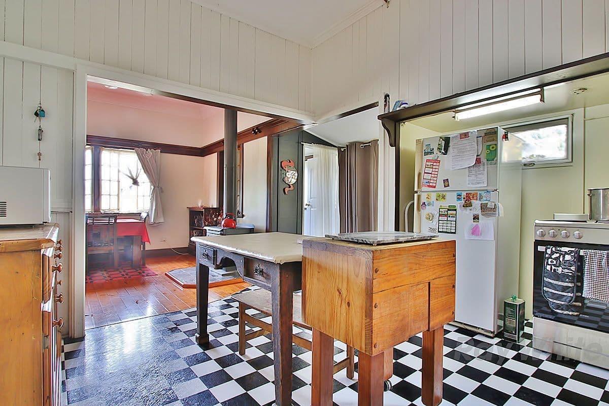 8 Erskine Street, Fernvale QLD 4306, Fernvale - Thumbnail 6