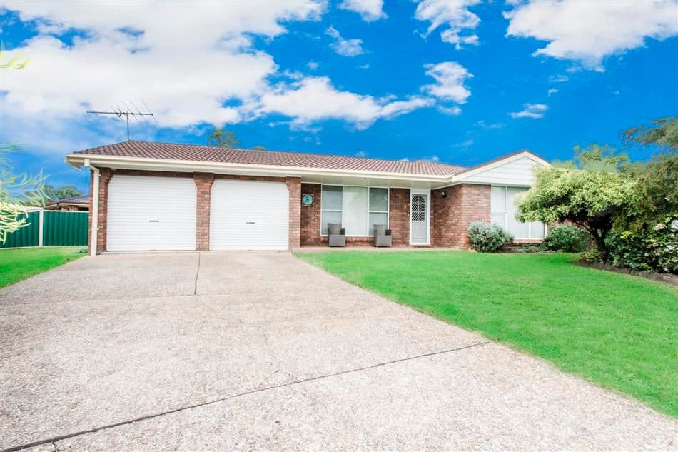 6 Clovertop Place, Werrington Downs - Image 1