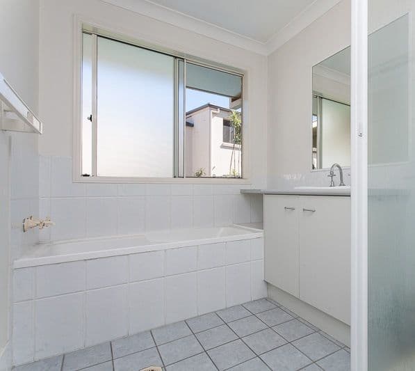 12 Florence Place, Oxley QLD 4075, Oxley - Thumbnail 6