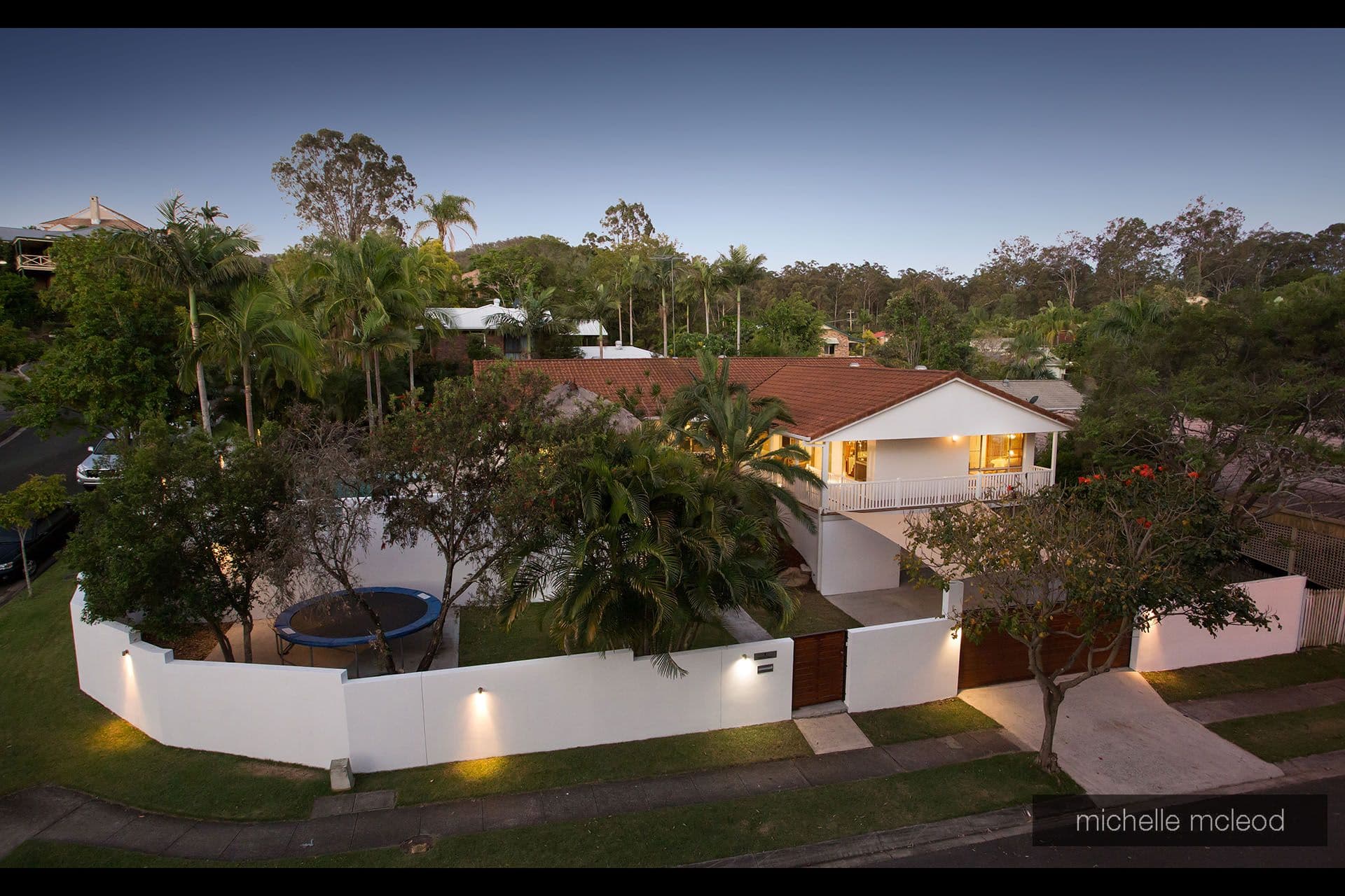 1 Oolyie Close, Chapel Hill QLD 4069, Chapel Hill - Thumbnail 2