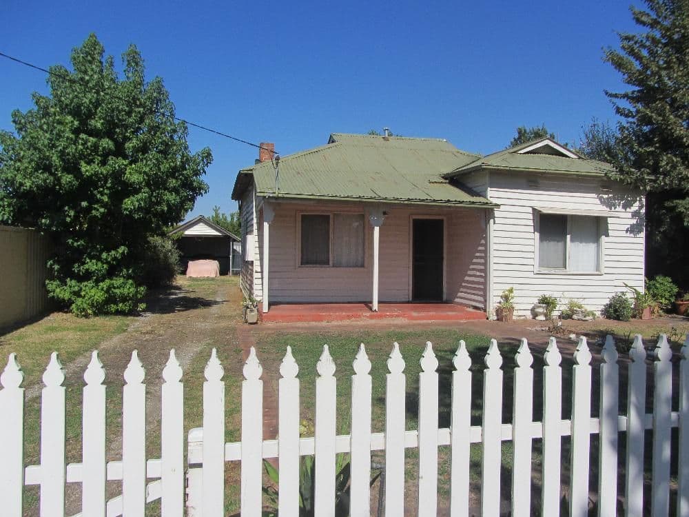 383 Urana Road, LAVINGTON NSW 2641, Lavington - Image 1