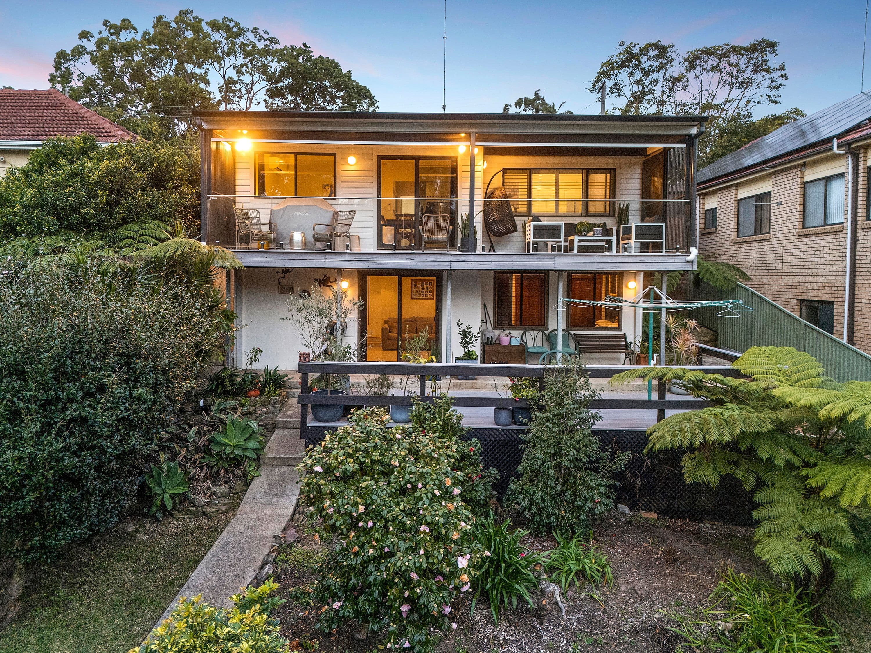 34 Barrington Circuit, Caroline Springs - Thumbnail 2