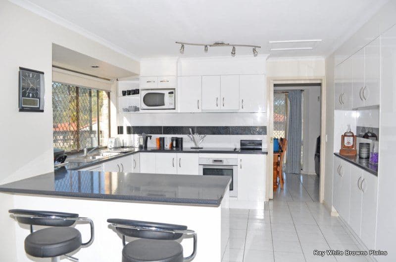 21 Owens Crescent, REGENTS PARK QLD 4118, Regents Park - Thumbnail 2