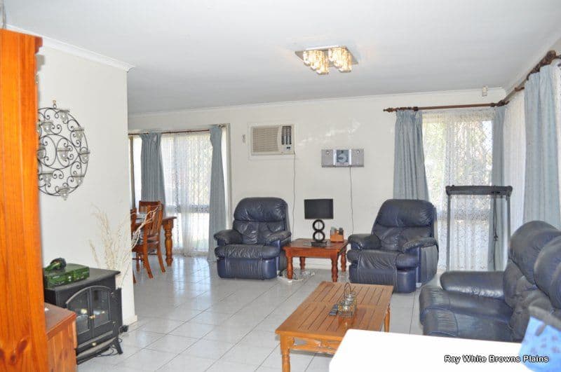 21 Owens Crescent, REGENTS PARK QLD 4118, Regents Park - Thumbnail 3